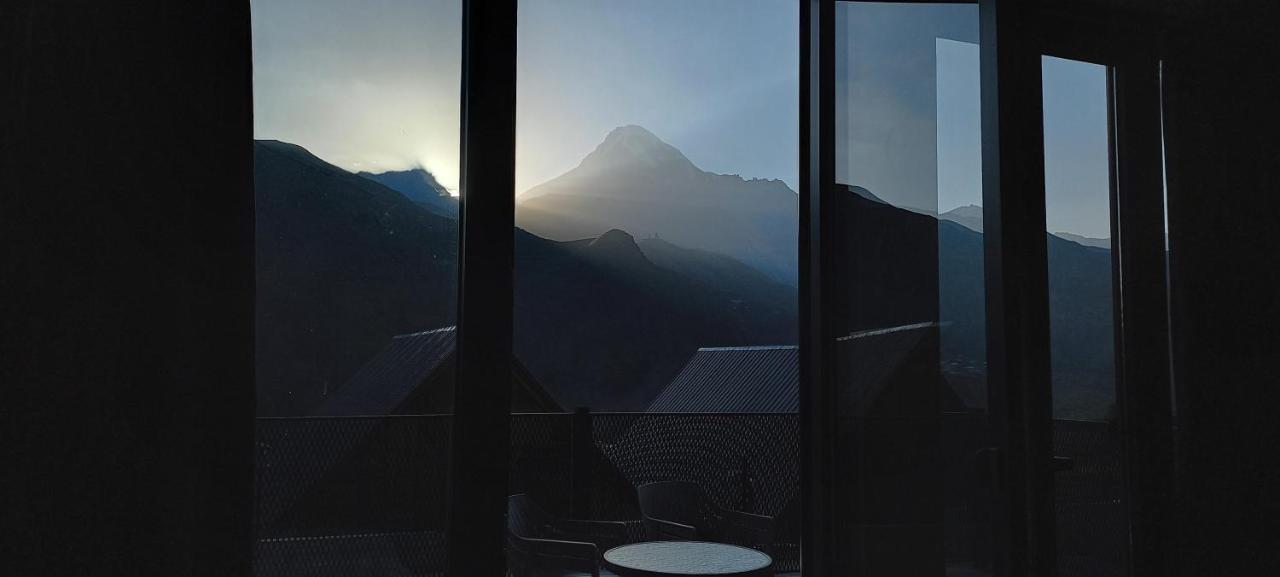 Kazbegi Targmani Cottages Exterior foto